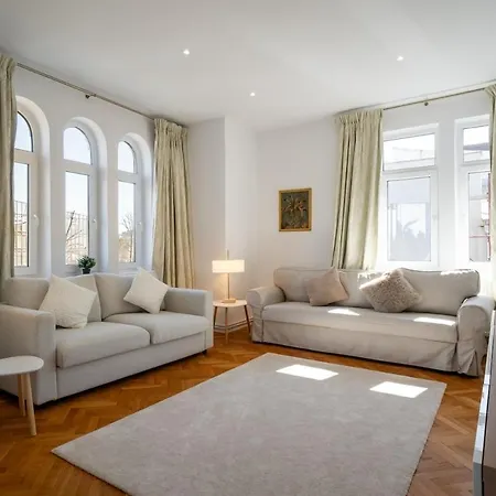 Stylish Arc De Triomphe Herastrau Apartamento *