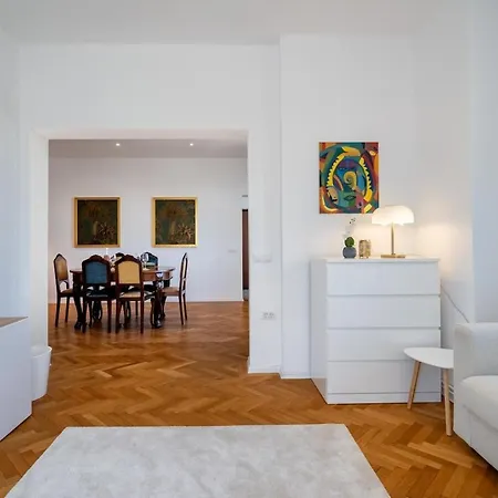 Stylish Arc De Triomphe Herastrau Διαμέρισμα Βουκουρέστι